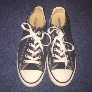 Black converse